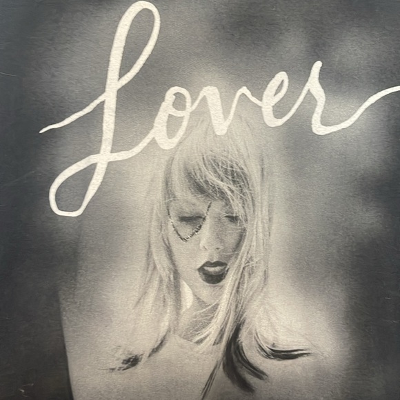 Taylor Swift (authentic) Lover Longsleeve - Picture 2 of 4